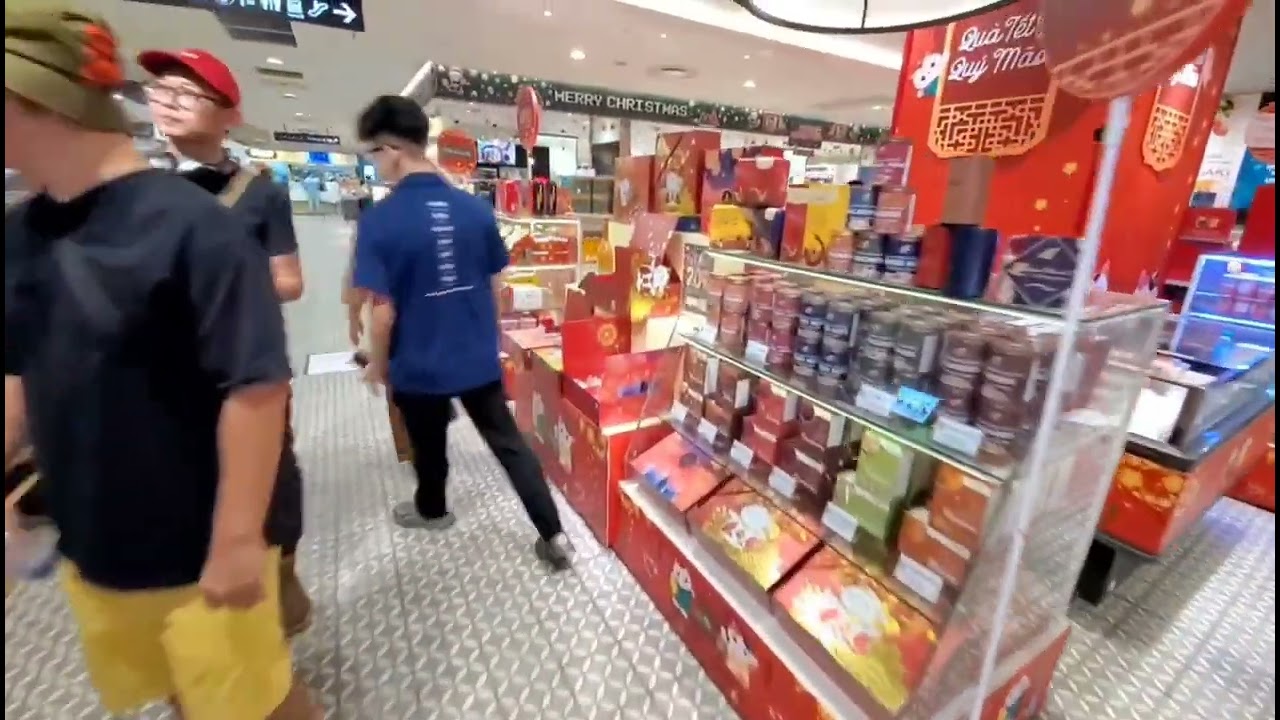ホーチミン 徒歩でホテル～市場～高島屋～換金所