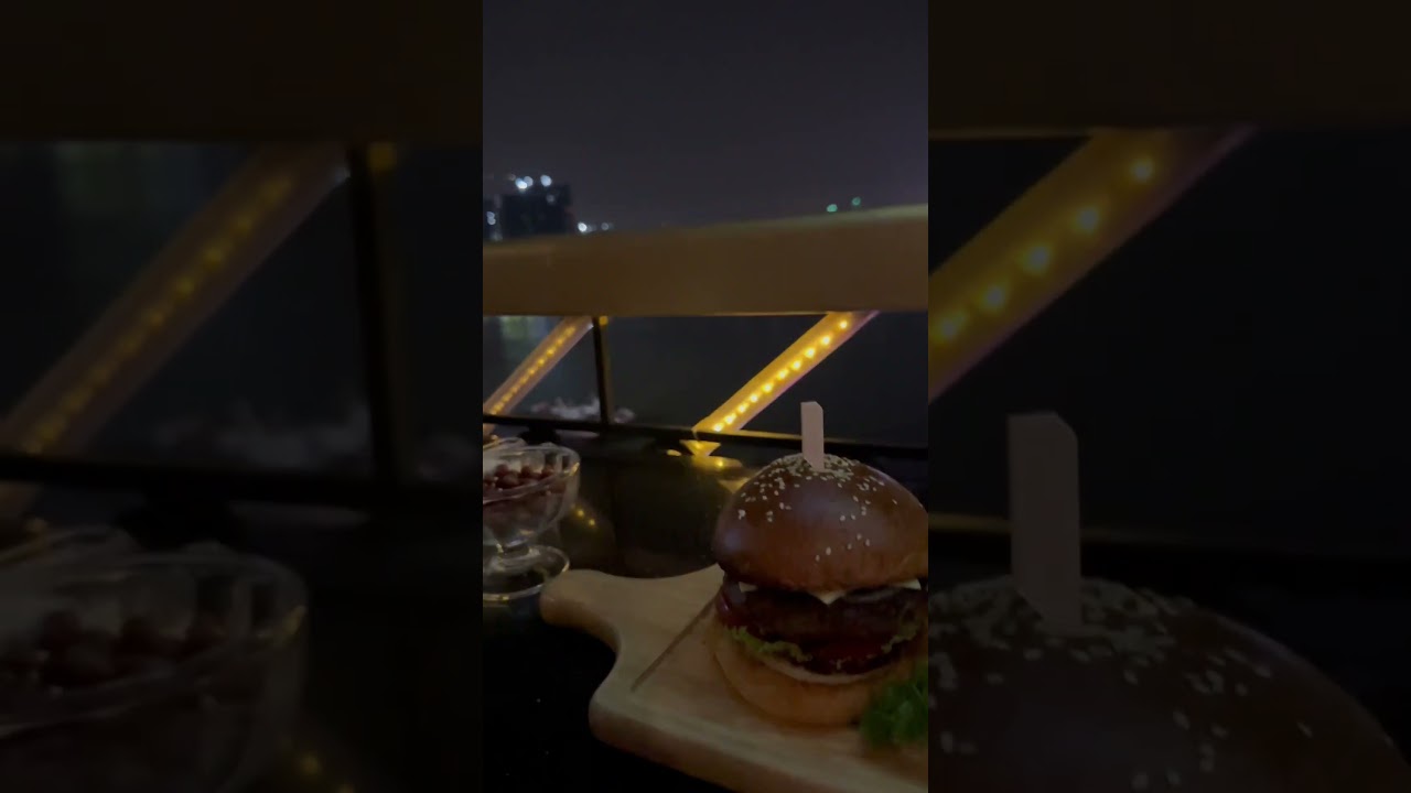 【夜景堪能】ベトナム•ホーチミンの5つ星マジェスティックホテルのルーフトップバーからの夜景！旧日本ホテル