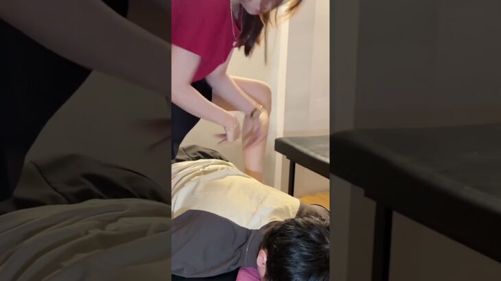 우와~엄청나다! / 베트남 이발관 / amazing beautiful masseuse! #理髪店 #massage