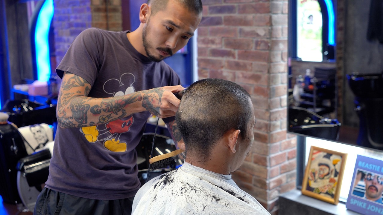 💈🇯🇵90年代のアメリカを感じるヒップな空間、下北沢の理容室『TAKESHI’S BARBER』でハイラインボウズスタイル | 床屋 バーバー カット シェービング シャンプー マッサージ