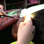 Perfect Ear Cleaning of Barbershop In Danang Vietnam  ダナンベトナムの理髪店の完璧な耳掃除